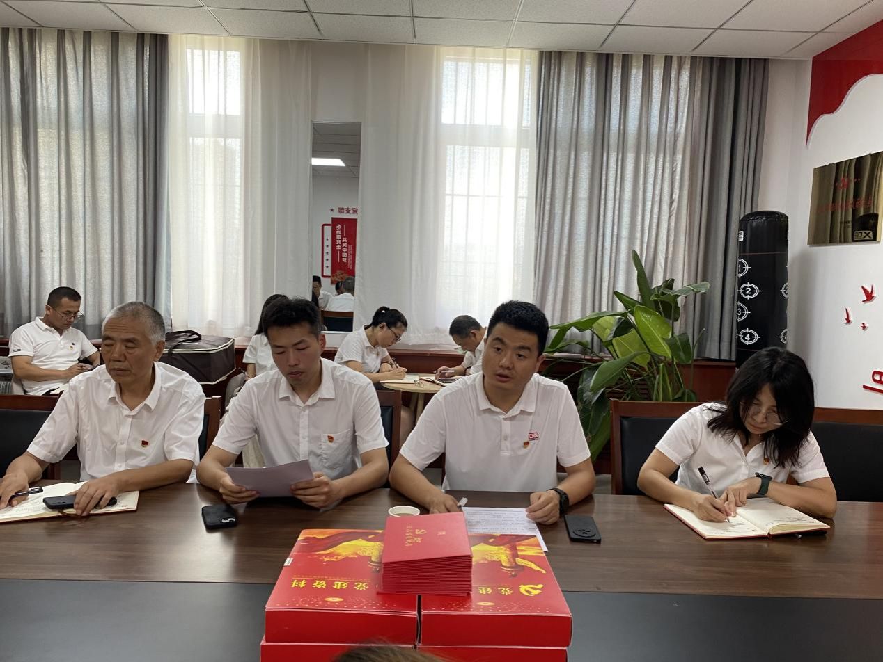 a2d1fd6e74e627b833398bbffb1b294b_1